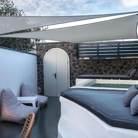 Sun Naam Home Santorini With Heated Jacuzzi Karterados  Zewnętrze zdjęcie