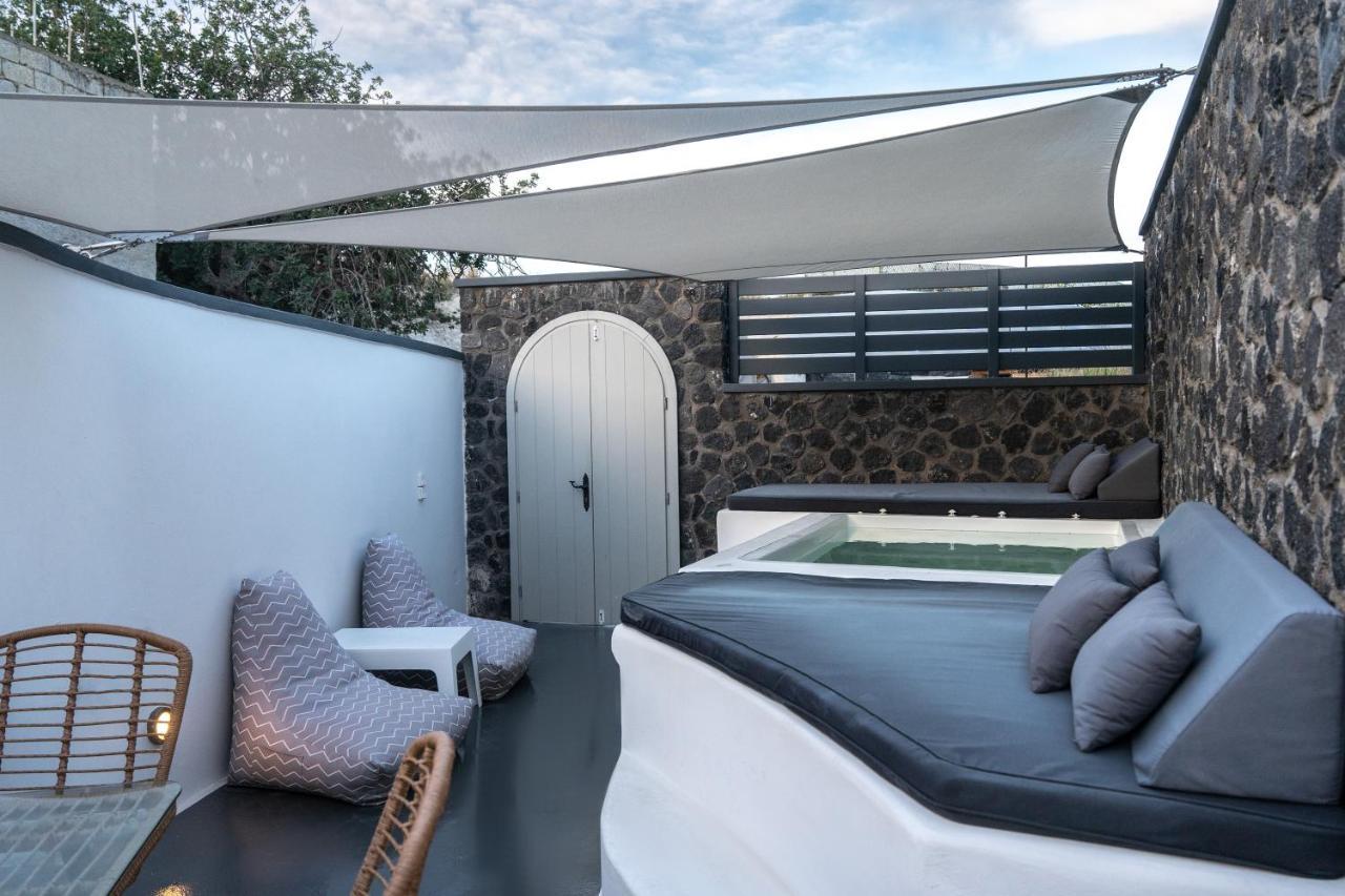 Sun Naam Home Santorini With Heated Jacuzzi Karterados  Zewnętrze zdjęcie